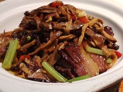 -九锅一堂酸菜鱼(万达广场店)
