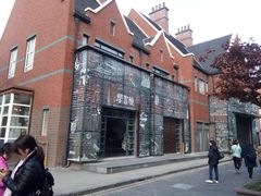 -钟书阁(松江泰晤士小镇店)