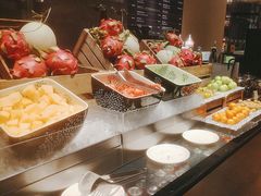 -两咖啡自助餐厅(静安香格里拉酒店)