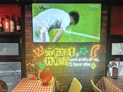 -霸气大叔干锅鸭头·龙虾烧烤·川菜·赛事直播(三里屯店)