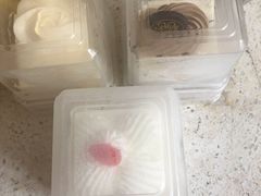 -红宝石·鲜奶小方·海派西点房(联洋店)