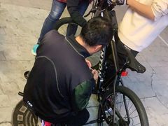 -道路口单车爱瓦士dahon大行