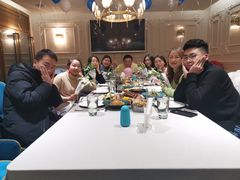 -悦享绿山墙西餐厅