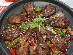 -二钳洞庭虾蟹·江湖菜(成都鹭岛店)