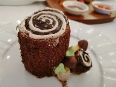 招牌树根蛋糕-莫斯科餐厅