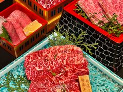 -山川小町·极番烧肉(新地假日广场店)