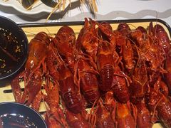 -肥肥虾庄·金牌油焖大虾(首义路店)