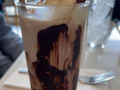 -Lorna Cafe