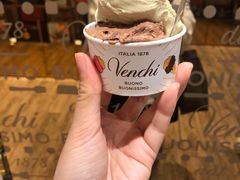 -VENCHI 闻绮(广州太古汇店)