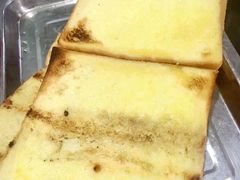 烤面包片-瑞杰烧烤店·24小时营业(山东路店)