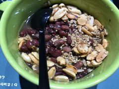 -八月美食小馆(银泰城总店)