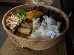 -尚尚仙·酸汤猪手·猪肚鸡火锅(华联万柳购物中心店)