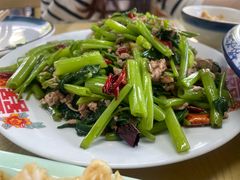 -崴海渔村(虹梅路店)