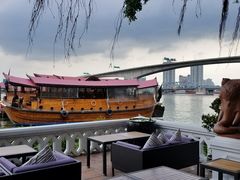 -阿瓦尼河滨曼谷酒店