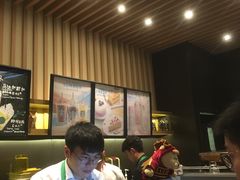 -星巴克臻选(舟山凯虹广场店)