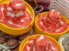 -四囍码头海鲜烧烤自助火锅(外滩南京东路悦荟广场店)