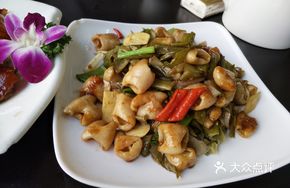 Taro and Intestine Stir-fry