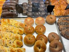 -Dough&Joe团憩(瑞虹天地月亮湾店)