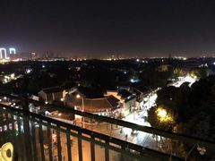 -顽啤熊·酒客酒馆(苏城夜景必选店)