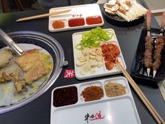 -牛味道炭火烤肉(湖前总店)