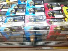 -周黑鸭(重庆江北嘴财信广场店)