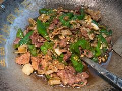 -费大厨辣椒炒肉(万家丽一店)