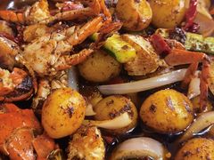 -休记光头香辣蟹干锅店(衣冠庙店)