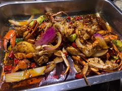 -休记光头香辣蟹干锅店(衣冠庙店)