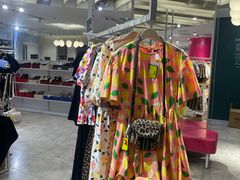 -唯品会(北京国瑞城店)