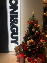 -TONI&GUY