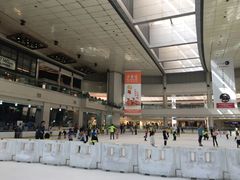-冰纷万象滑冰场(深圳万象城店)