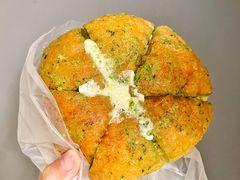 蒜香乳酪-烫面包·面包烘焙(绿地缤纷城店)