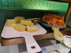 -粤小煲鲜汤猪肚鸡(丹尼斯二天地店)