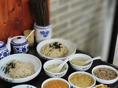 -裕兴记•蟹黄面馆(人民广场店)