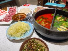 -贵府酸汤牛肉火锅·贵州老字号(飞山街店)