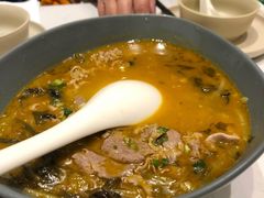 酸汤肥牛-鹿港小镇(金虹桥国际中心店)