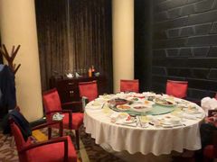 -粤尚腾香居中餐厅(首都机场希尔顿店)