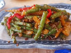 -维吾尔餐厅(宜山路店)