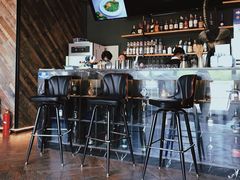 -暹罗酒肆泰餐厅酒吧