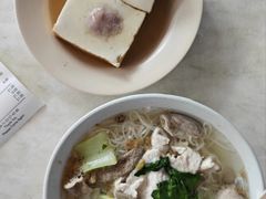 猪什汤粉面-金沙园生肉面(Jalan Pantai)