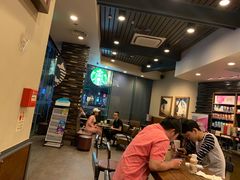 大堂-星巴克(深圳龙岗星河时代店)