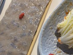 -老牌坊云南鱼豆花火锅(哈西万达店)