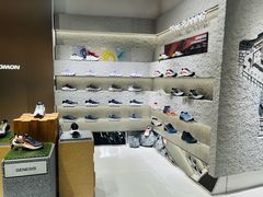 -SALOMON萨洛蒙(北京王府中环店)