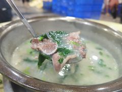 -标记美食新鲜猪杂(兴南大道店)