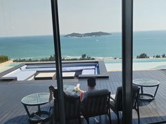-瑰丽酒店·海吧·天际下午茶·现场DJ·天台酒吧