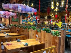 大堂-老滇山寨•云南特色菜•地方菜•民族风情歌舞表演(金碧店)