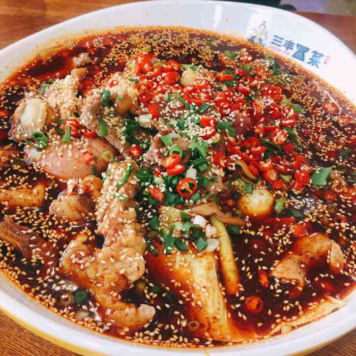 三丰冒菜-"这是辽阳小有名气的一家冒菜店,也是我吃过.