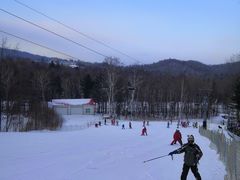 -亚布力新体委滑雪场