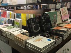 -诚品(信义店)