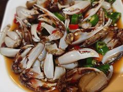 -臻鲜燕海鲜融合餐厅(金陵style店)